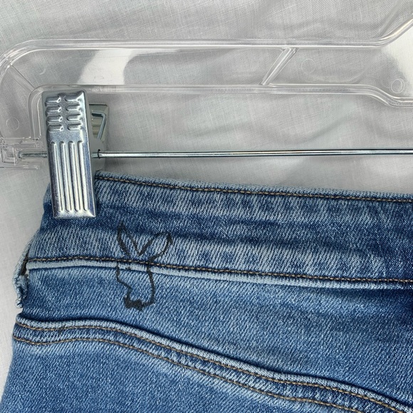 American Eagle stretch mom jeans butterfly stencil jeans size 0 - Picture 5 of 12